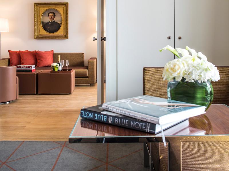 Hotel De Sers Champs Elysees Paris Eksteriør bilde